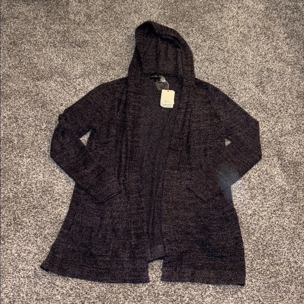 Barefoot Dreams CozyChic Lite Resort Cardi in Black/Graphite - Picture 2 of 7